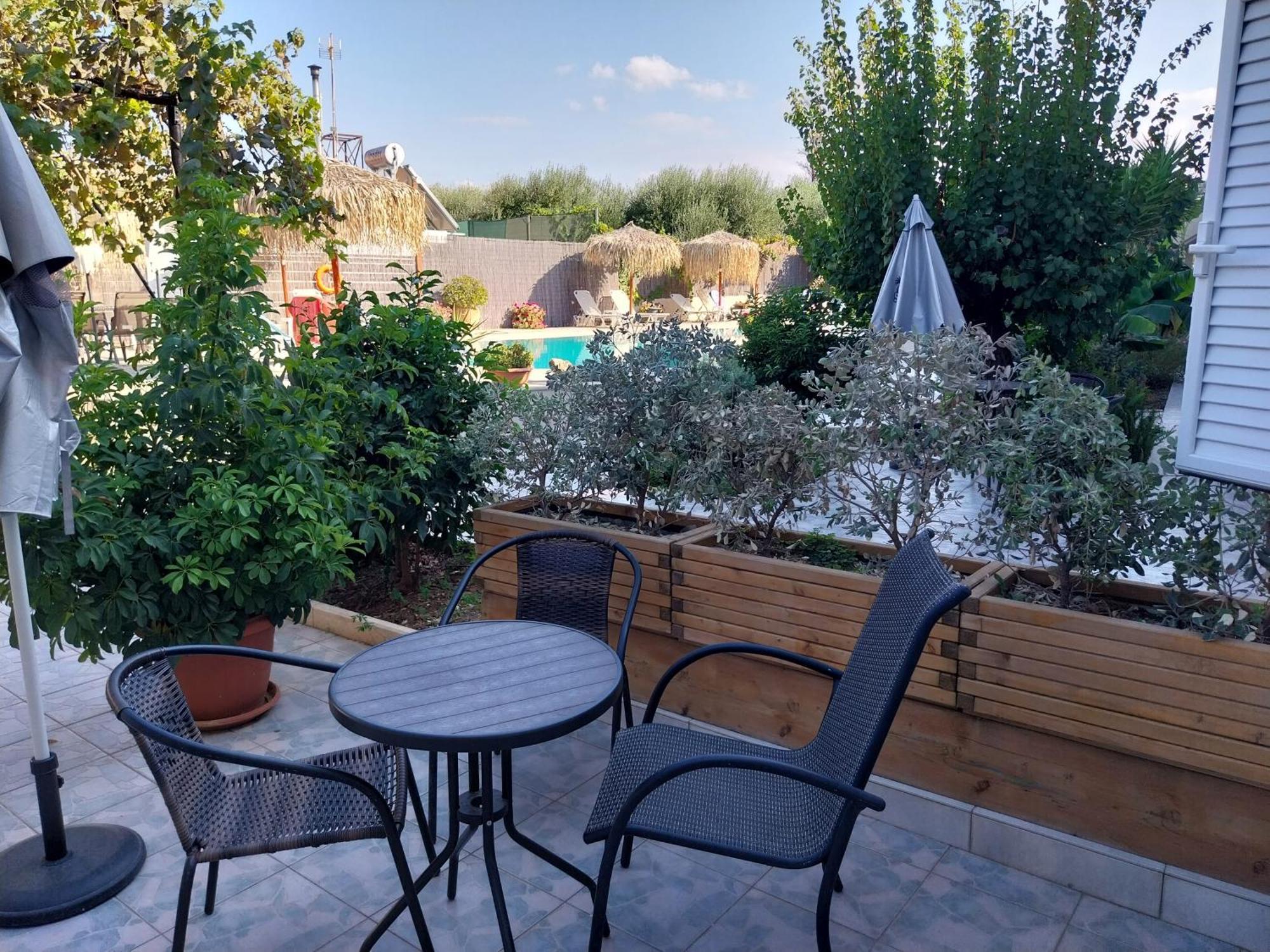 Secret Garden Hotel Maleme  Exterior photo