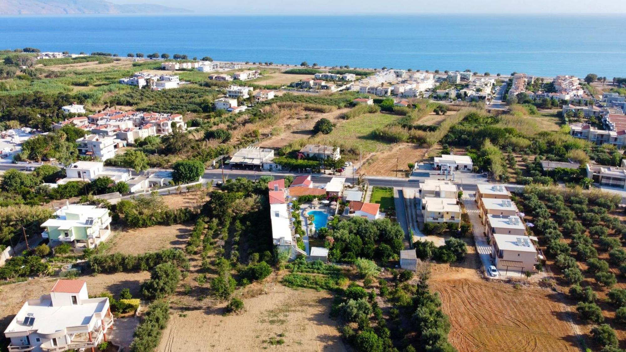 Secret Garden Hotel Maleme  Exterior photo
